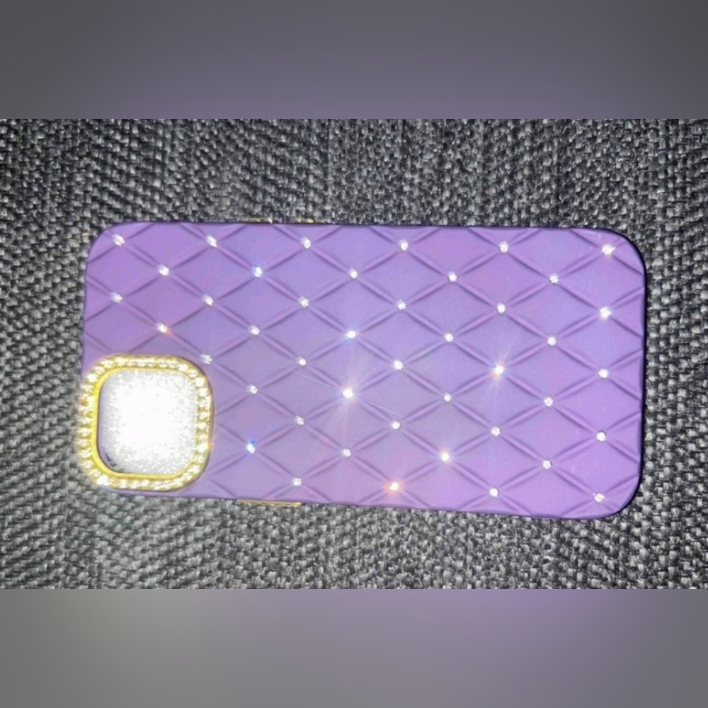 Diamond Pattern Rhinestone Case - Picture 2 of 3